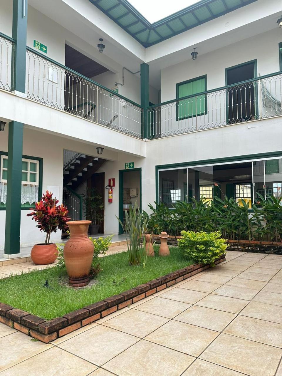 Pousada Solar Dos Guaras Catas Altas Exterior foto